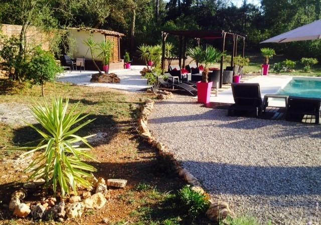 Apartamento La Bastide de l'Issole Besse-sur-Issole Habitación foto